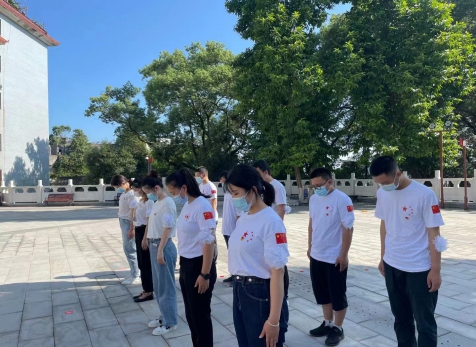 弘旭團總支國慶“緬懷先烈，不忘初心”主題團日活動